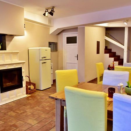 Gosciniec Nowa Wioska Bed & Breakfast Walbrzych Ngoại thất bức ảnh