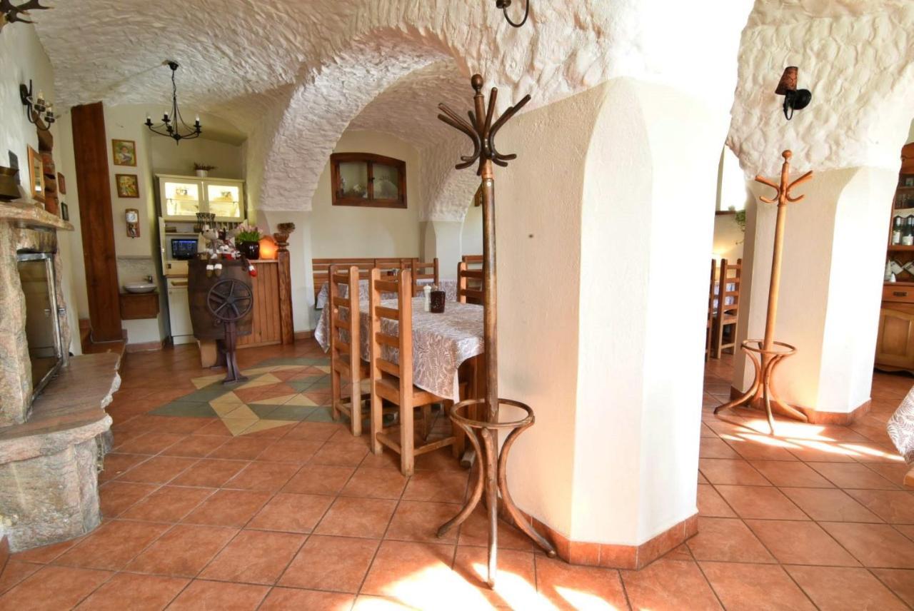 Gosciniec Nowa Wioska Bed & Breakfast Walbrzych Ngoại thất bức ảnh