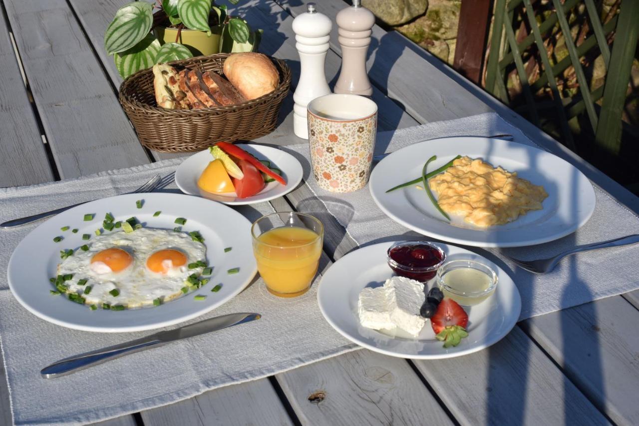 Gosciniec Nowa Wioska Bed & Breakfast Walbrzych Ngoại thất bức ảnh