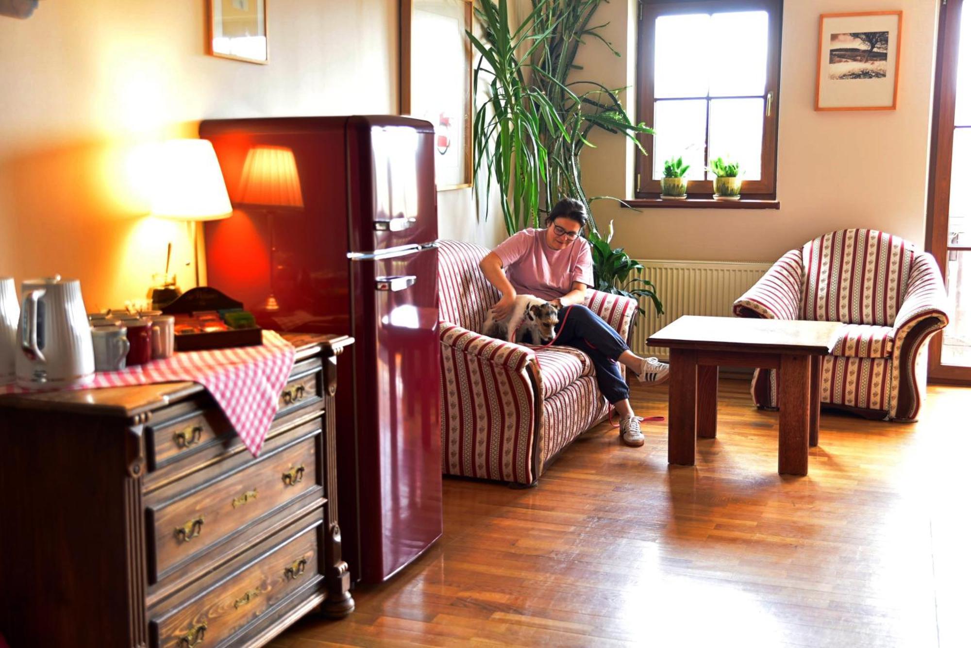 Gosciniec Nowa Wioska Bed & Breakfast Walbrzych Ngoại thất bức ảnh