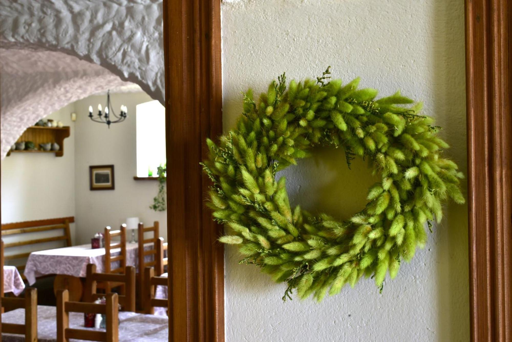 Gosciniec Nowa Wioska Bed & Breakfast Walbrzych Ngoại thất bức ảnh