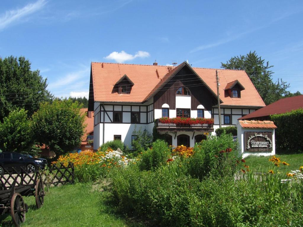 Gosciniec Nowa Wioska Bed & Breakfast Walbrzych Ngoại thất bức ảnh